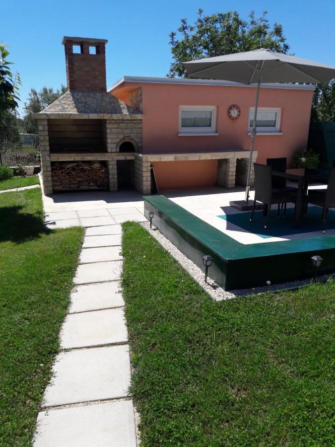 Apartments Rosa Umag Exterior photo