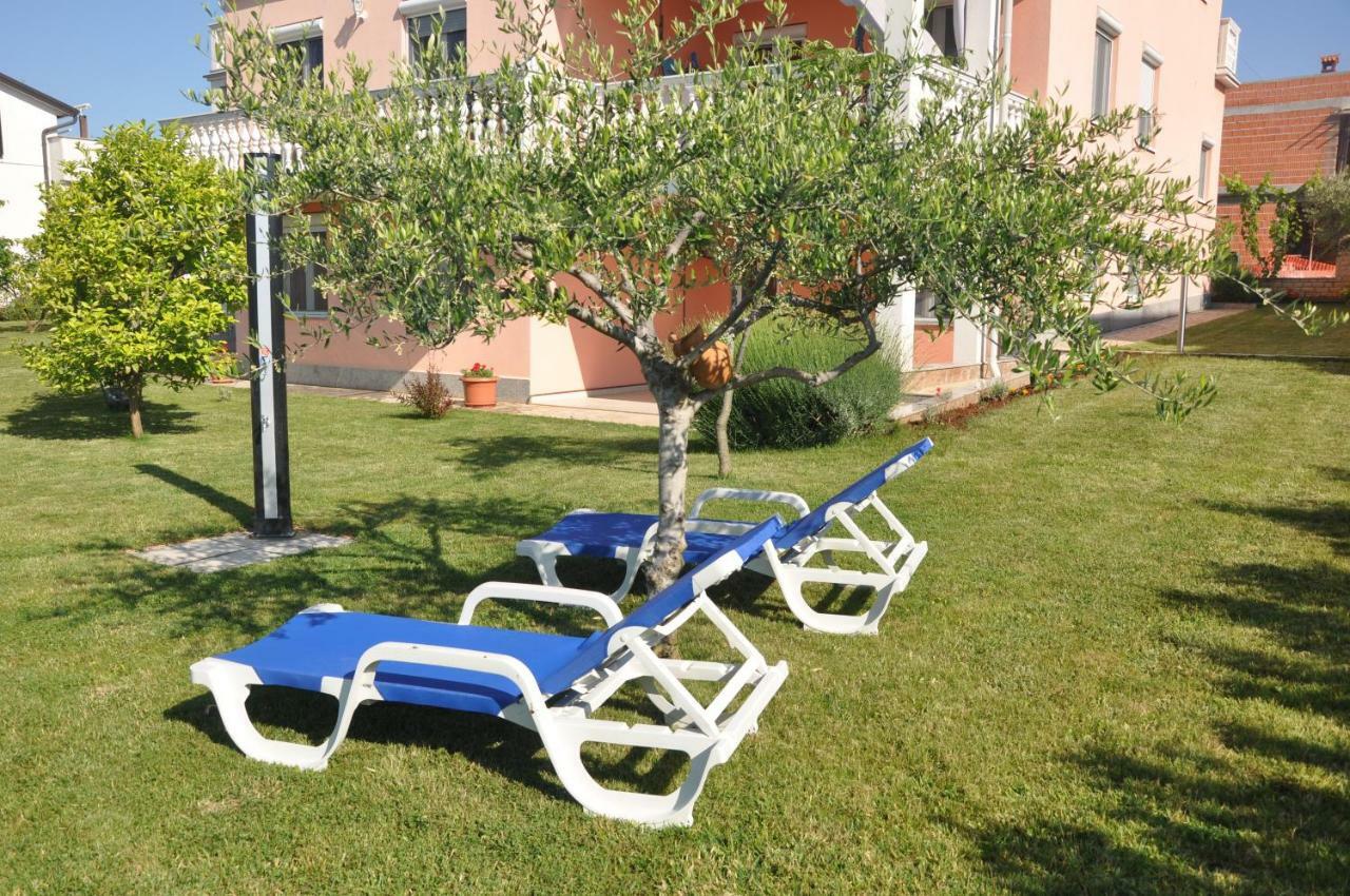 Apartments Rosa Umag Exterior photo