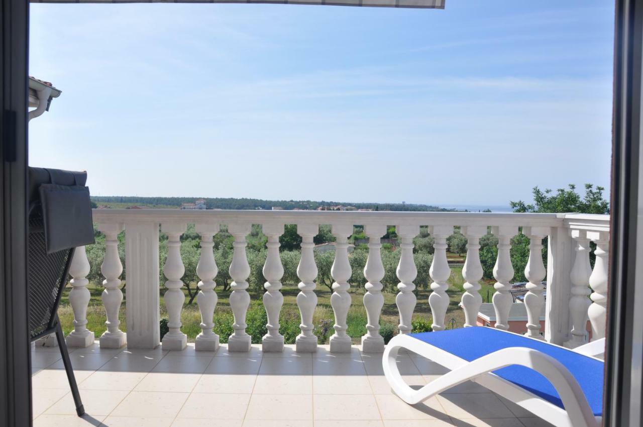 Apartments Rosa Umag Exterior photo