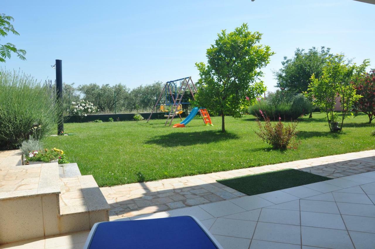 Apartments Rosa Umag Exterior photo