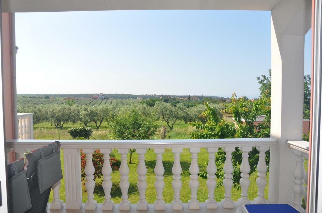Apartments Rosa Umag Exterior photo
